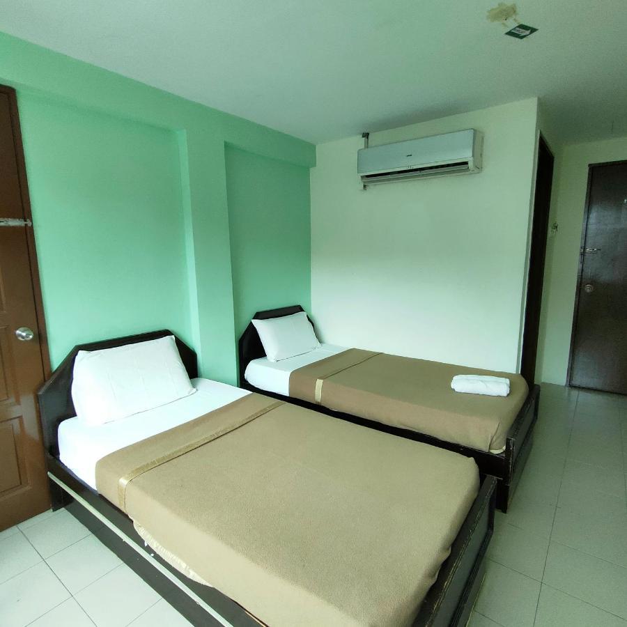 Best One Hotel Малакка Экстерьер фото