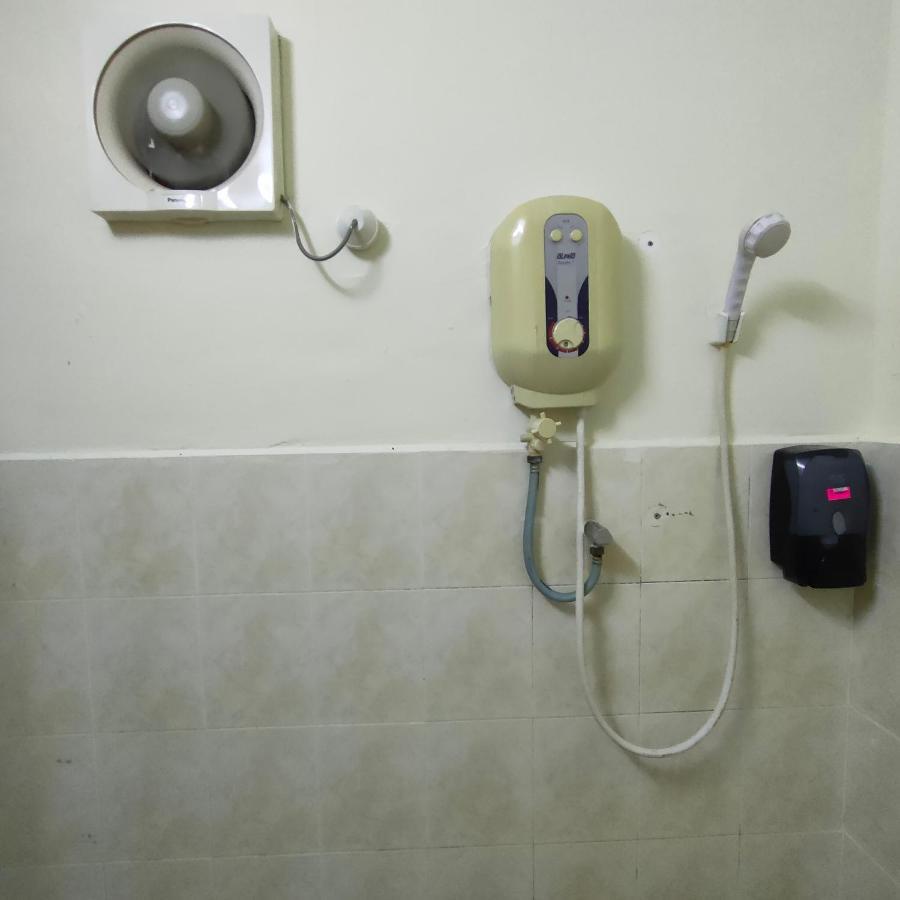 Best One Hotel Малакка Экстерьер фото